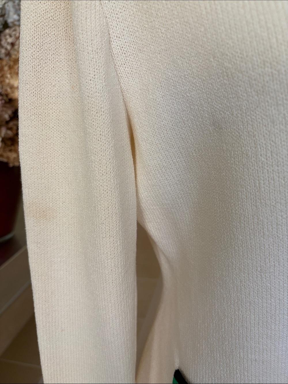 ST JOHN Cream Cardigan Sweater with Green & Black Trim - Picture 9 of 16